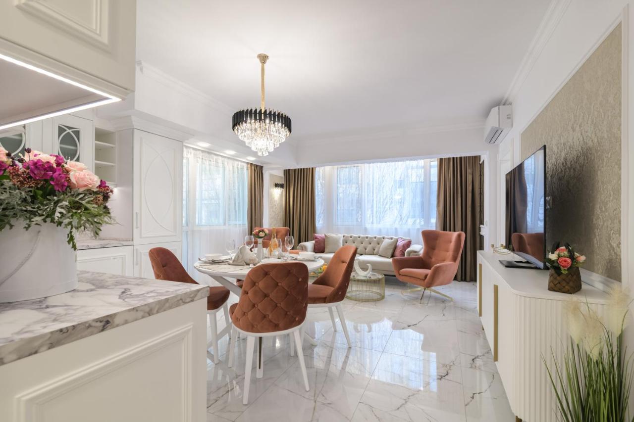 Лукс На Море Luxury Apartment In Downtown With Garage Varna Exterior foto